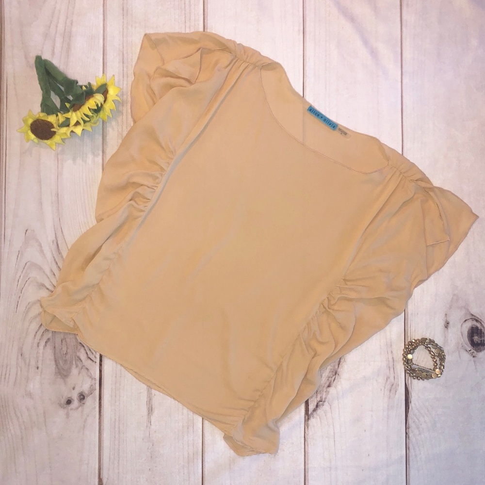 Alice +Olivia Silk Ruffle Top Medium
